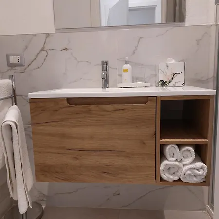 Domist Διαμέρισμα *